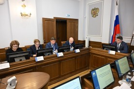 Сергей Ладанов принял участие в работе круглого стола по вопросам деятельности представительных органов муниципальных образований